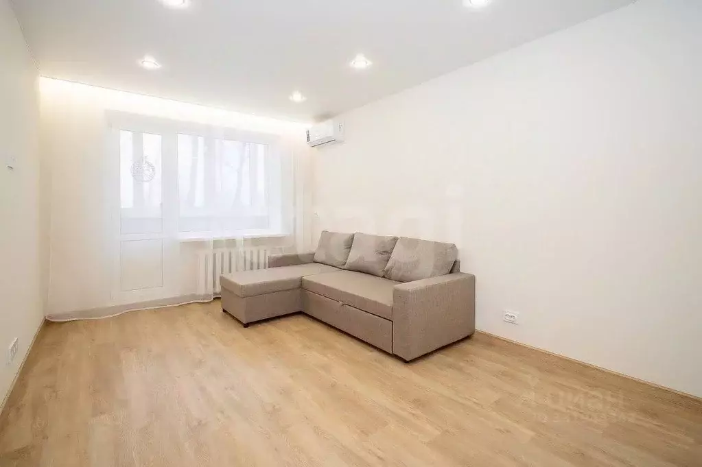 2-к кв. Тюменская область, Тюмень ул. Щербакова, 120 (50.1 м) - Фото 1