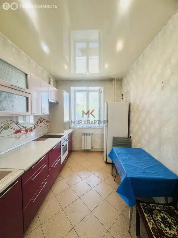 3-комнатная квартира: Кызыл, Правобережная улица, 38 (68.5 м) - Фото 1