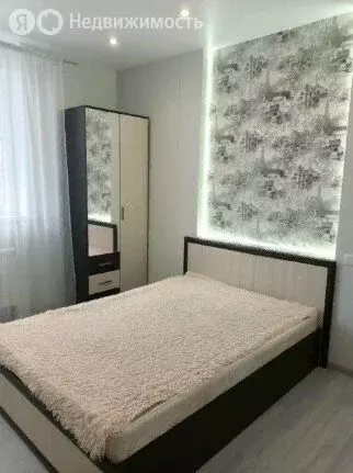 3-комнатная квартира: Краснодар, улица Цезаря Куникова, 24к1 (70 м) - Фото 1
