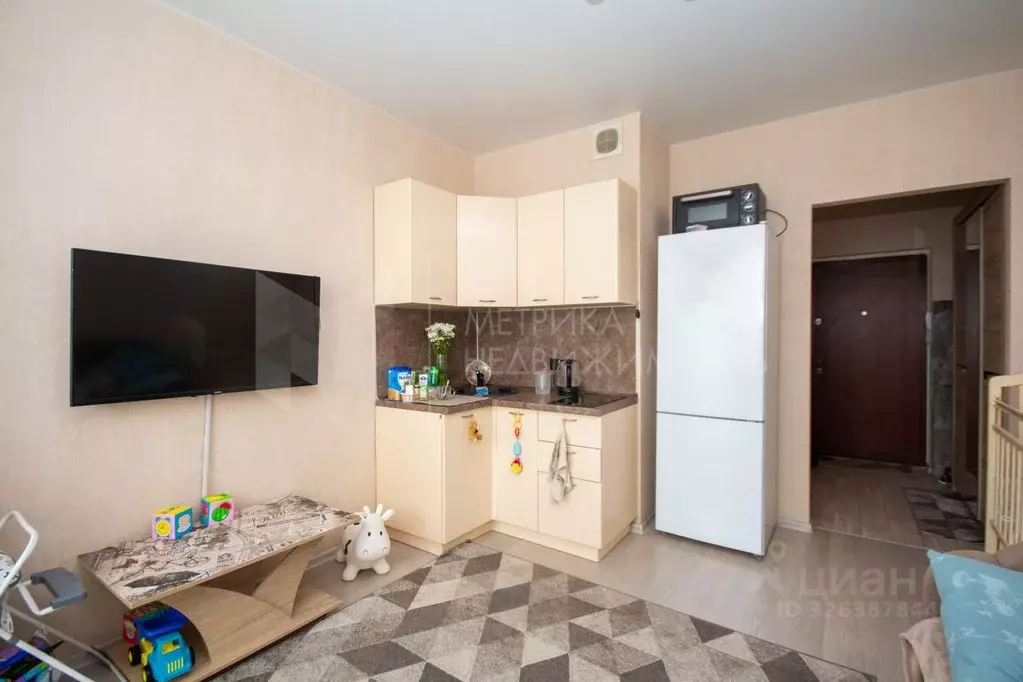 Студия Тюменская область, Тюмень ул. Верхнетарманская, 3 (21.0 м) - Фото 1