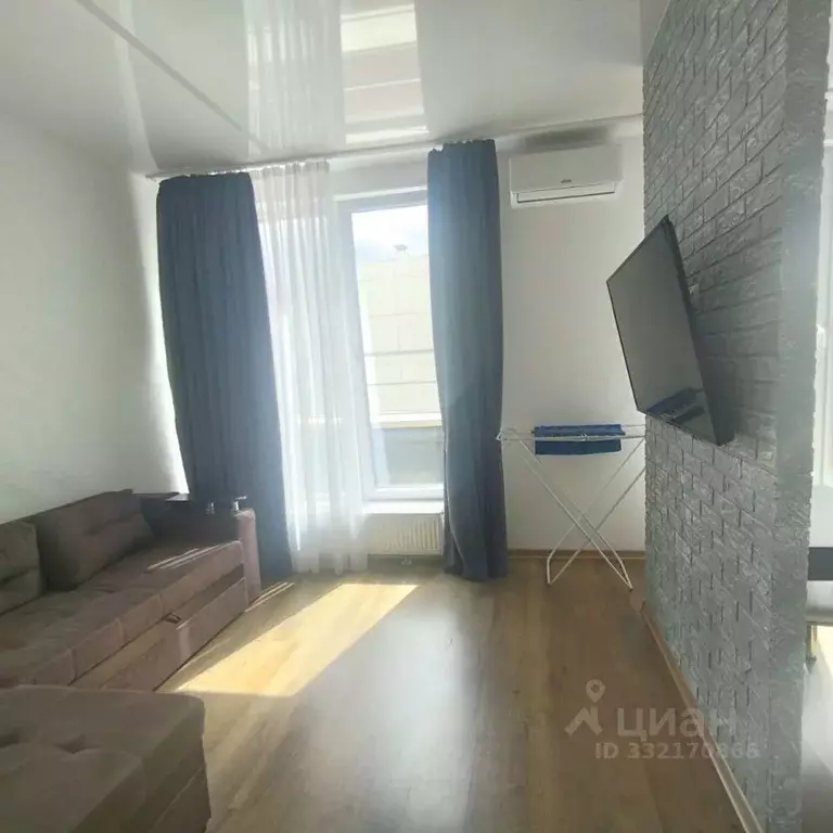 Студия Крым, Симферополь просп. Александра Суворова, 15к2 (37.0 м) - Фото 2