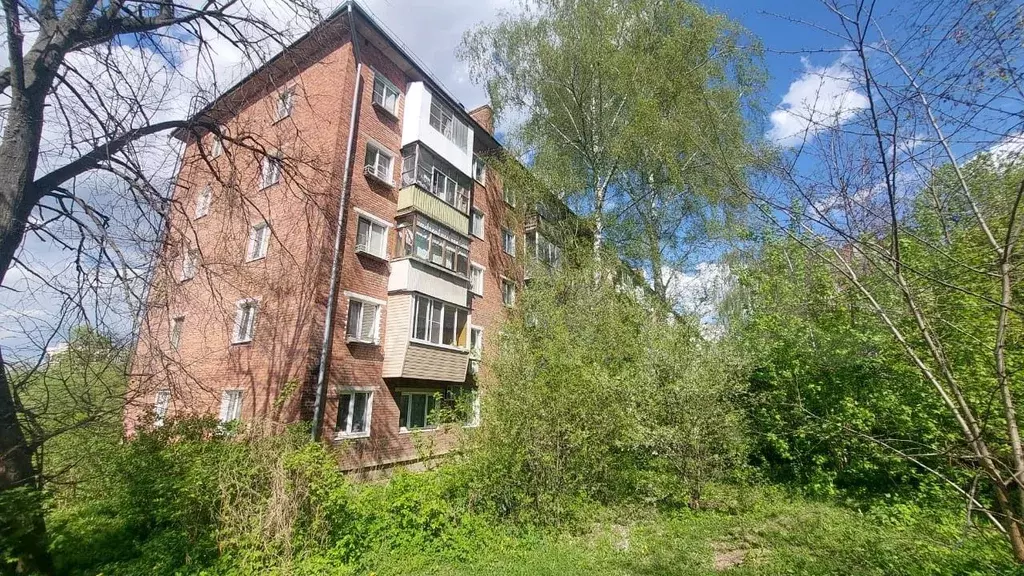 1-к. квартира, 31 м, 5/5 эт. - Фото 1