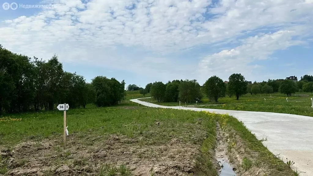 Участок в село Озерецкое, Садовая улица (9.4 м) - Фото 1