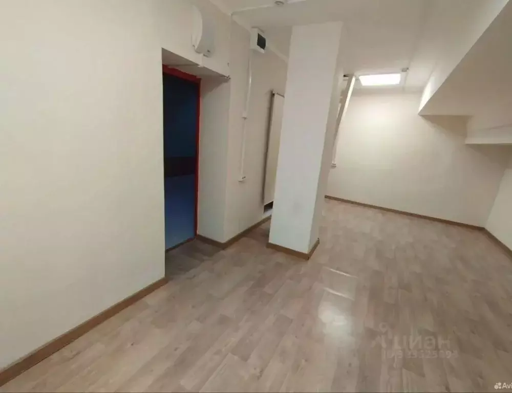 Помещение свободного назначения в Бурятия, Улан-Удэ просп. Строителей, ... - Фото 1