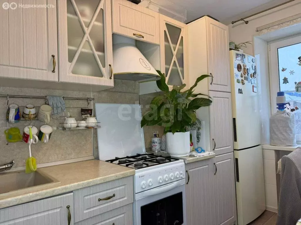 2-комнатная квартира: Майкоп, улица Ветеранов, 241 (50.3 м) - Фото 1