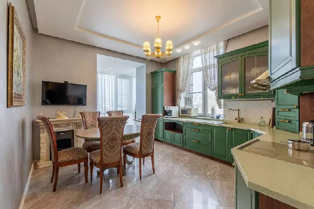 Продается 3-комнатная квартира - Фото 1