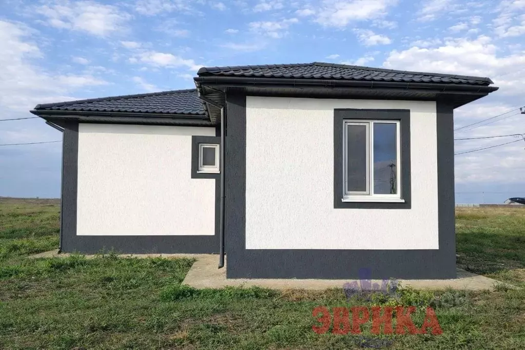 Дом в Краснодарский край, Темрюкский район, Фонталовское с/пос, пос. ... - Фото 2