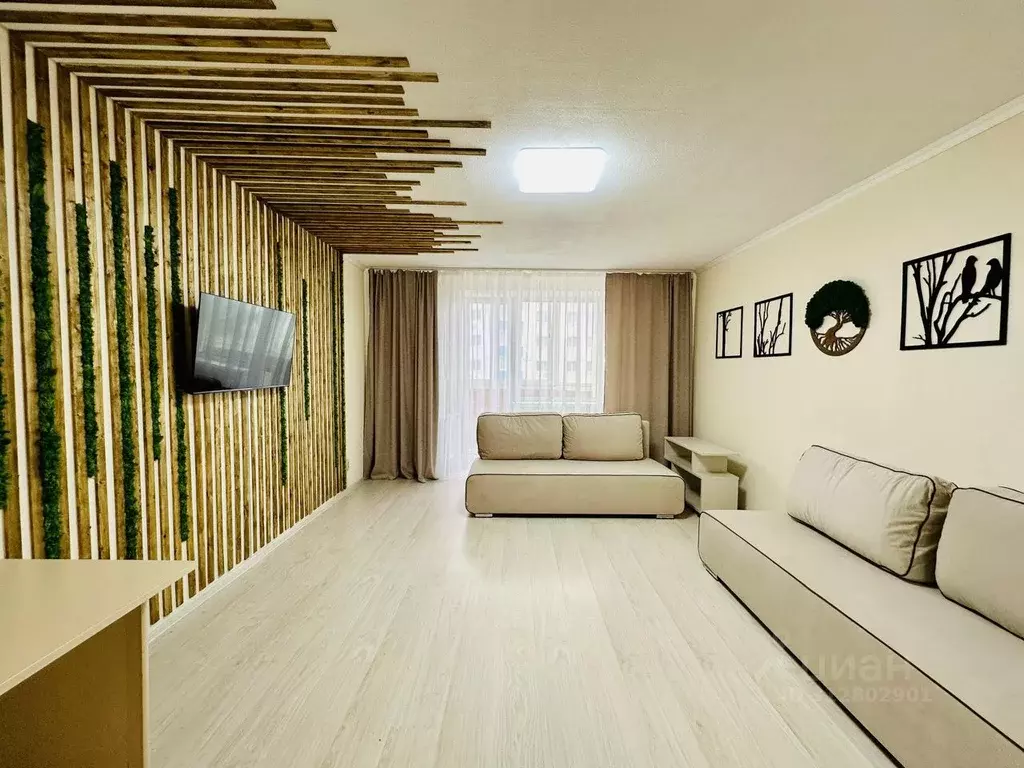 3-к кв. Брянская область, Брянск Красноармейская ул., 100 (90.0 м) - Фото 1