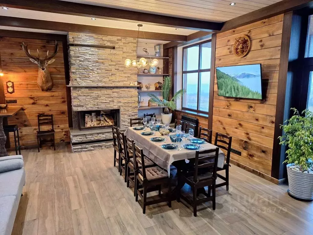 Дом в Воронежская область, Хохольский район, Петинское с/пос, с. Устье ... - Фото 1