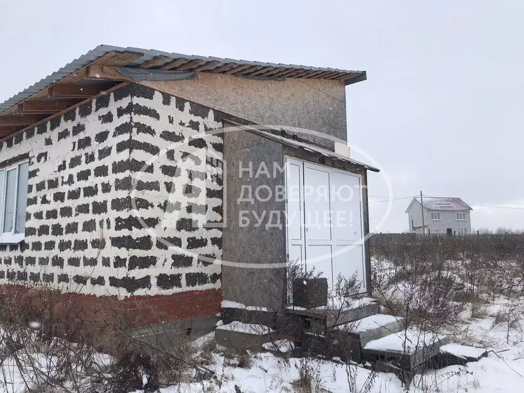 Дом в Пермский край, Нытвенский городской округ, д. Нижняя Гаревая ул. ... - Фото 0