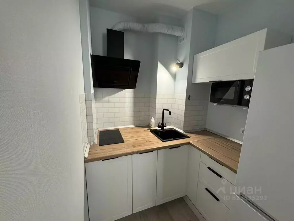 Студия Ростовская область, Ростов-на-Дону Магнитогорская ул., 2 (28.0 ... - Фото 1