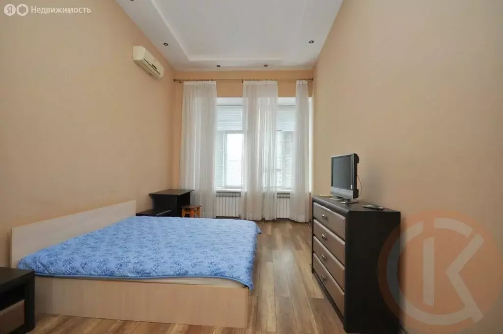 2-комнатная квартира: Евпатория, улица Революции, 64/2 (58 м) - Фото 2