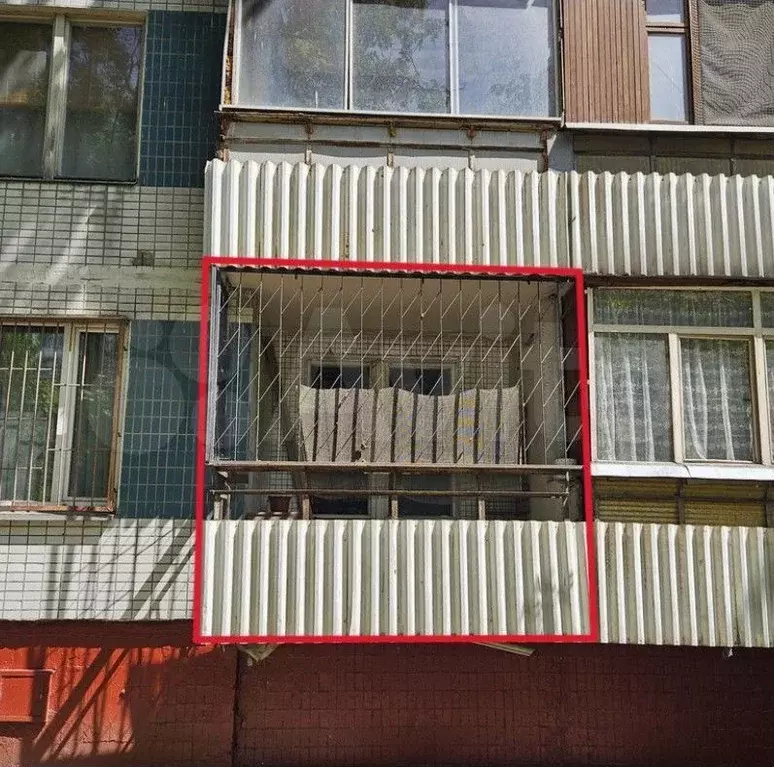 Комната 12,5 м в 2-к., 1/9 эт. - Фото 0