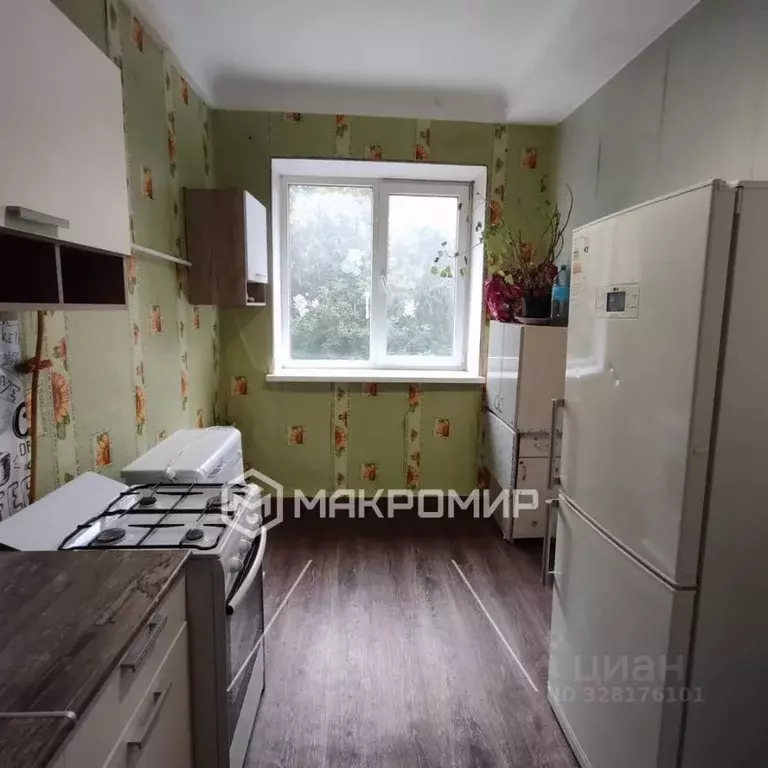 3-к кв. Челябинская область, Челябинск ул. Ловина, 13 (74.5 м) - Фото 1