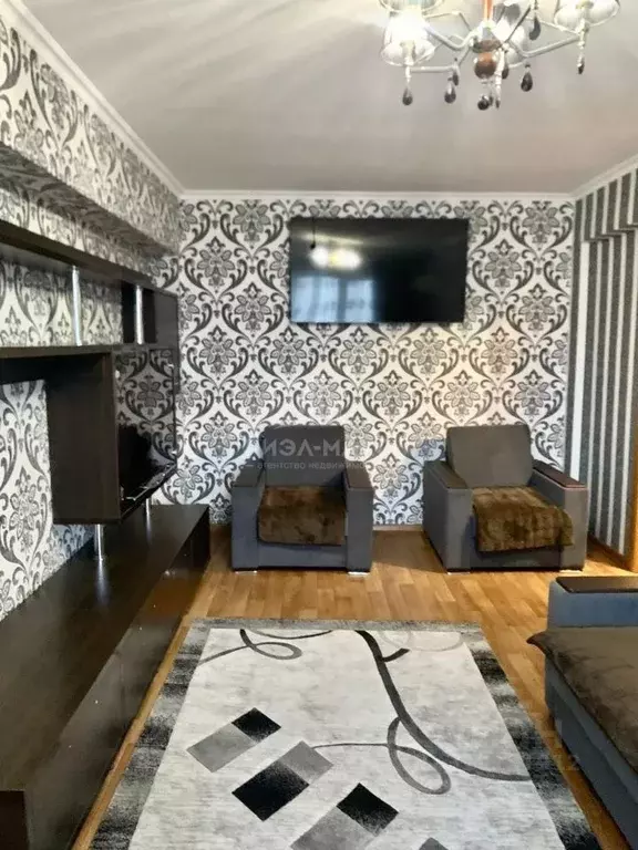 2-к кв. Брянская область, Брянск ул. Ромашина, 38 (50.0 м) - Фото 0
