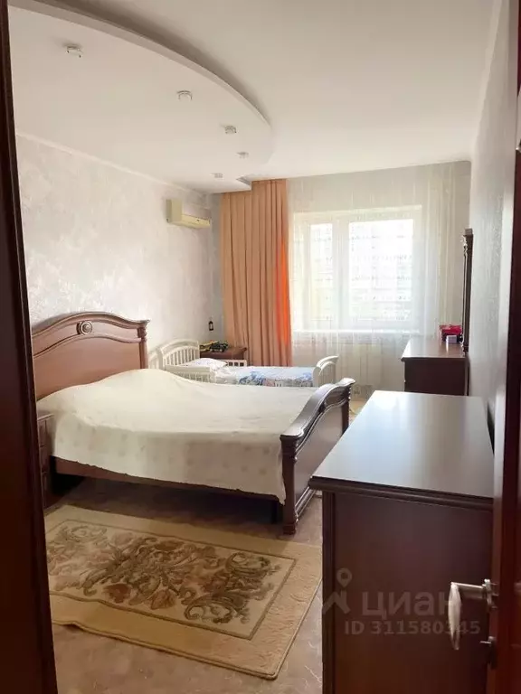 3-к кв. Красноярский край, Красноярск ул. Менжинского, 11А (94.7 м) - Фото 0