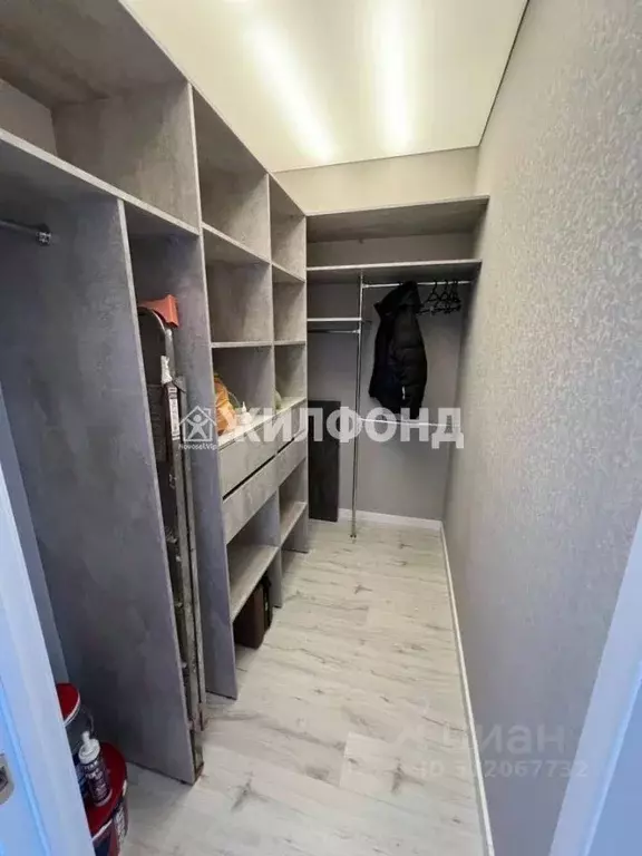 Студия Кемеровская область, Кемерово ул. Веры Волошиной, 42 (39.0 м) - Фото 1
