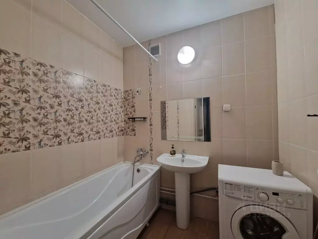 2-к кв. Красноярский край, Красноярск Парусная ул., 8 (74.3 м) - Фото 1