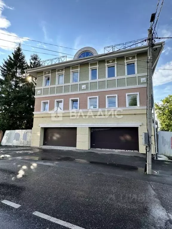 3-к кв. Владимирская область, Владимир ул. Володарского, 5 (189.9 м) - Фото 0