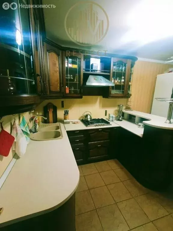 2-комнатная квартира: посёлок Свободы, улица Сергеева, 8 (70 м) - Фото 0