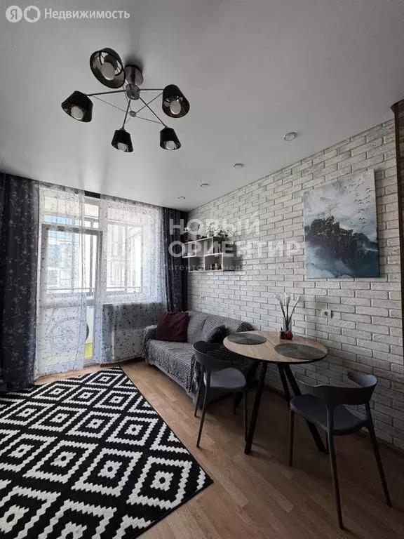 1-комнатная квартира: Екатеринбург, улица Фурманова, 103 (50.8 м) - Фото 1