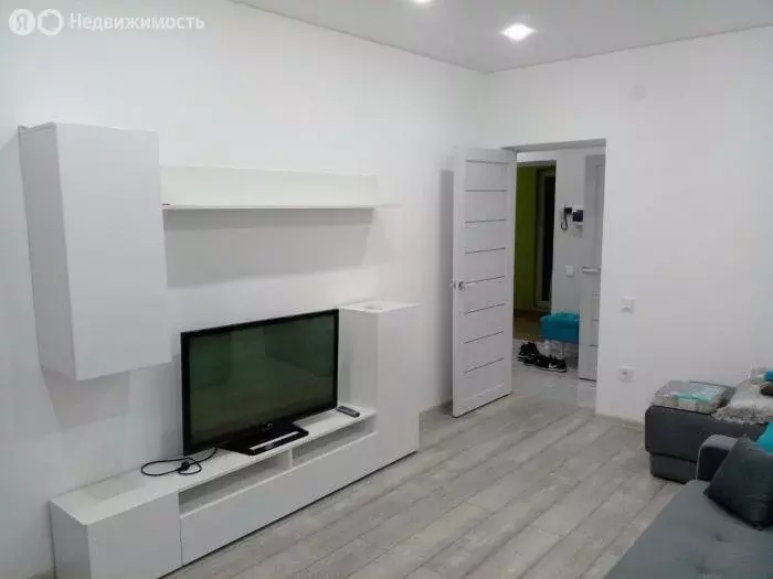 1-комнатная квартира: Евпатория, проспект Победы, 91 (37.8 м) - Фото 2