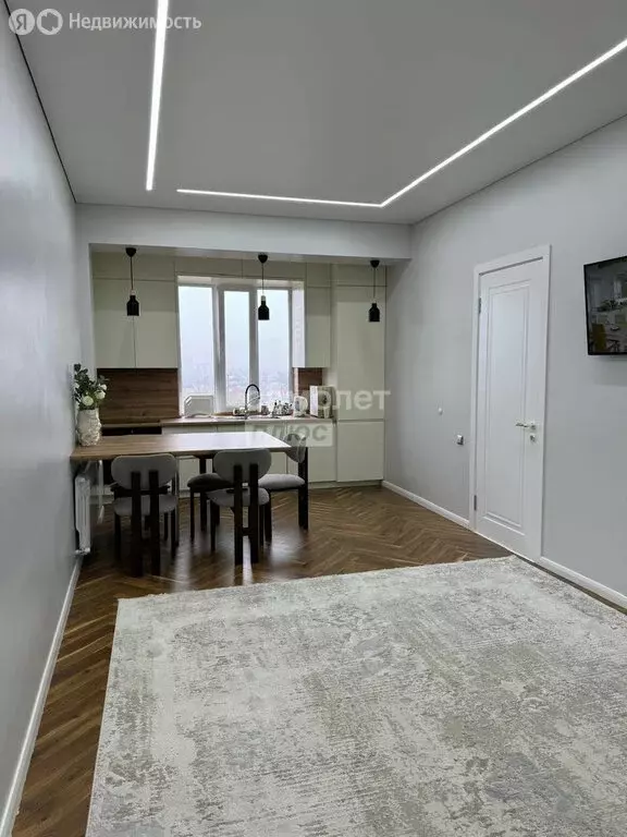 3-комнатная квартира: Грозный, Моздокская улица, 18А (70 м) - Фото 1