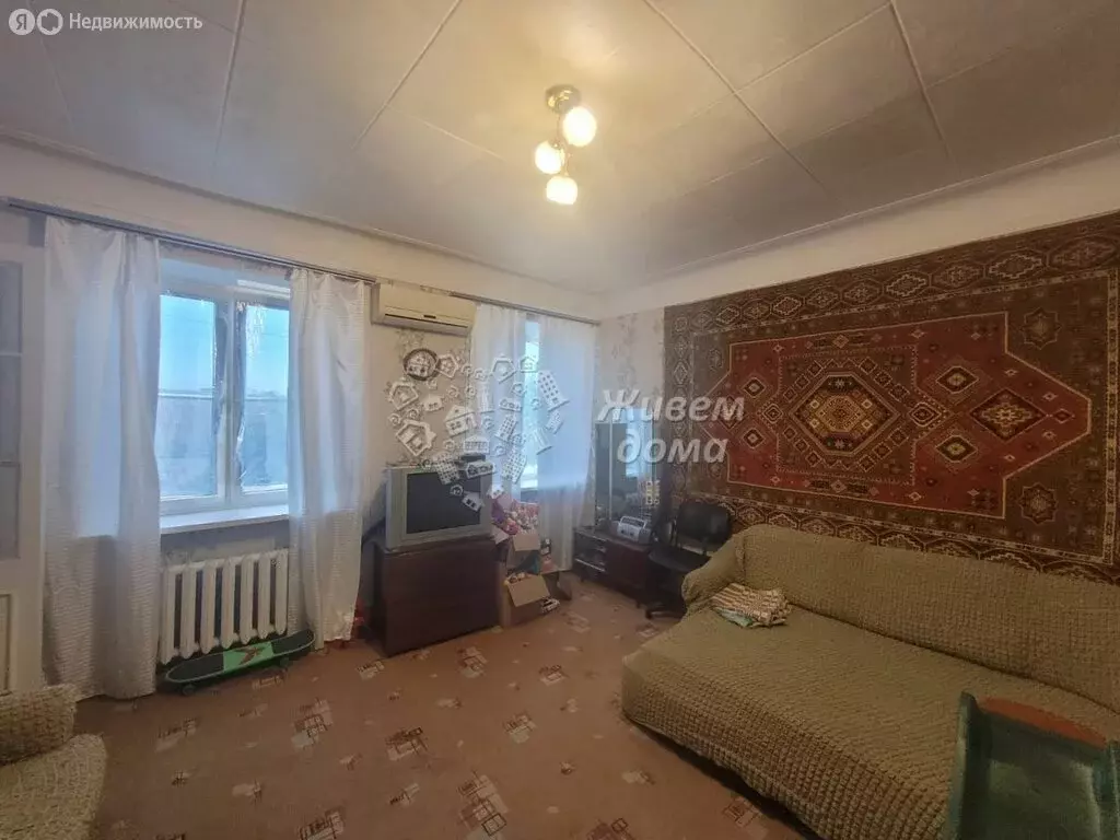 2-комнатная квартира: Волгоград, Краснопресненская улица, 7 (62.7 м) - Фото 0