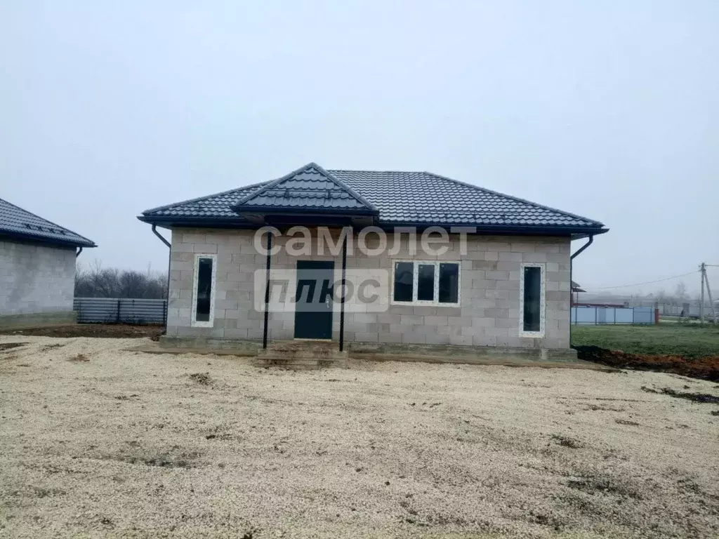 Дом в Липецкая область, Липецкий муниципальный округ, с. Подгорное ул. ... - Фото 1