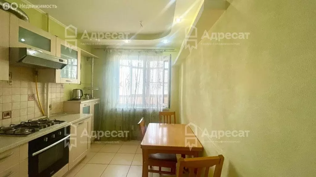 3-комнатная квартира: Волгоград, улица Рихарда Зорге, 49 (66.2 м) - Фото 2