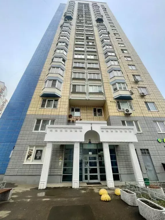 Квартира, 3 комнаты, 72.8 м - Фото 0