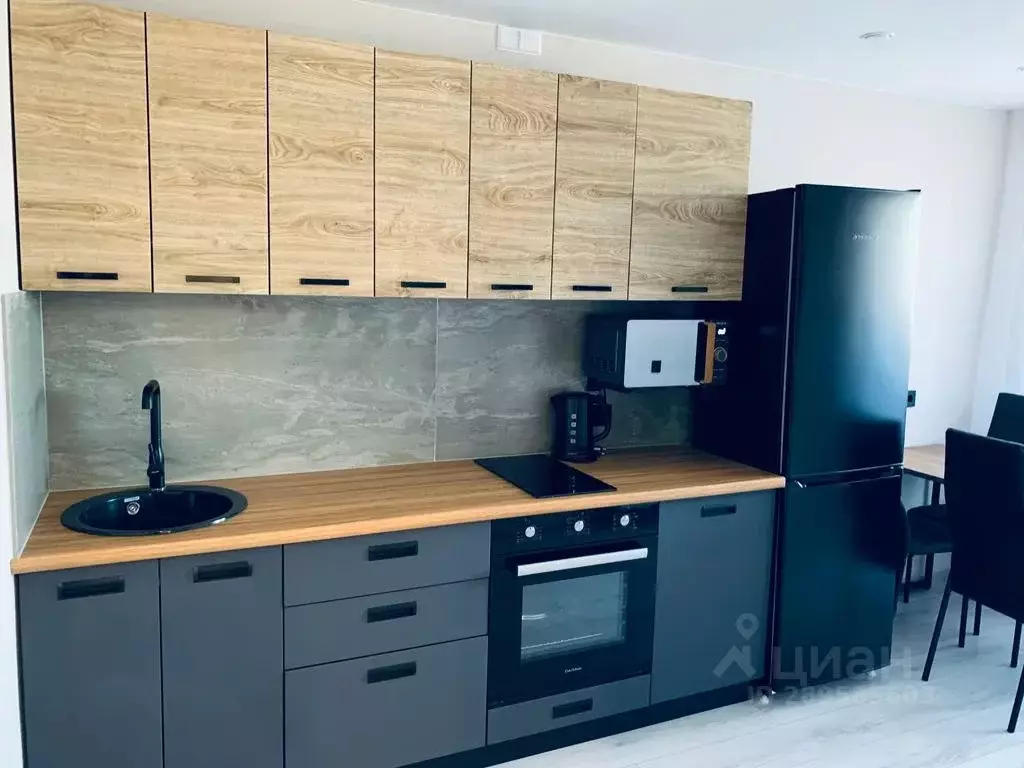 2-к кв. Челябинская область, Магнитогорск ул. Труда, 55/1 (70.0 м) - Фото 1