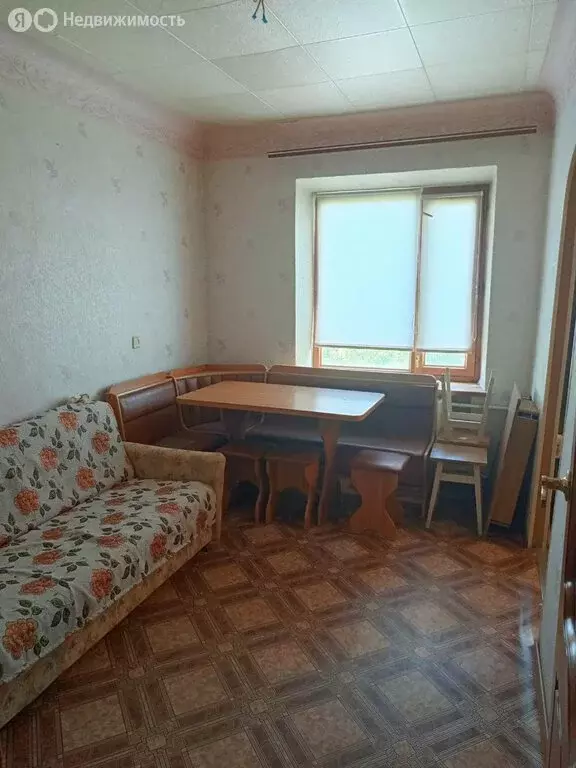 4-комнатная квартира: Новочеркасск, улица Энгельса, 51 (63 м) - Фото 0