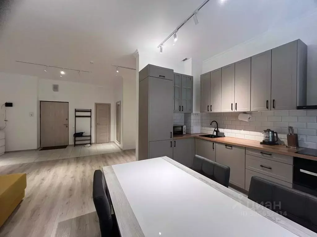 3-к кв. Санкт-Петербург, Санкт-Петербург, Сестрорецк ул. Максима ... - Фото 1