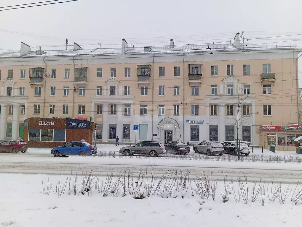 2-к кв. Челябинская область, Миасс просп. Автозаводцев, 20 (44.6 м) - Фото 1