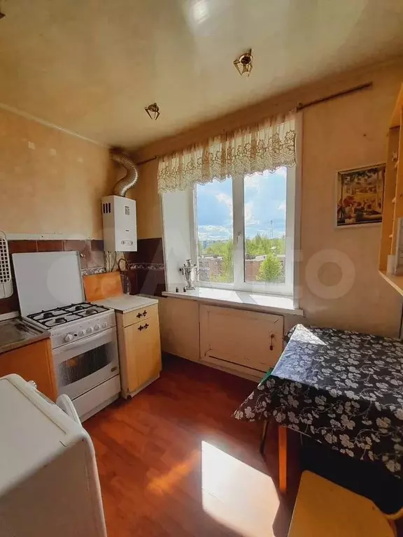 2-к. квартира, 47 м, 5/5 эт. - Фото 1
