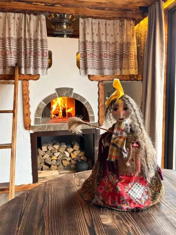 Дом в Новгородская область, Новгородский район, Ракомское с/пос, д. ... - Фото 1