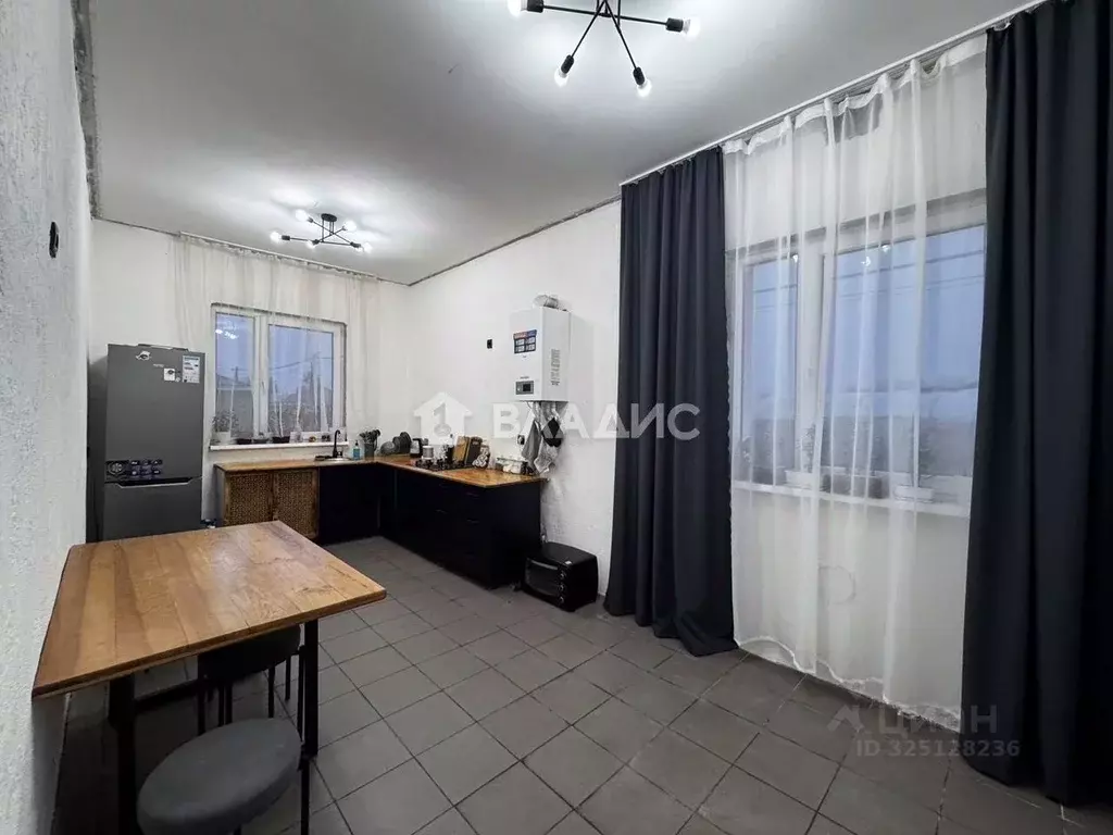 Дом в Калининградская область, Гурьевский муниципальный округ, пос. ... - Фото 1