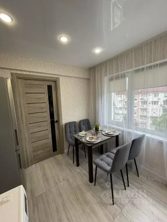 2-к кв. Краснодарский край, Сочи Гагарина мкр, ул. Красноармейская, 16 ... - Фото 1