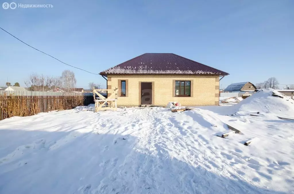 Дом в Заводоуковск, улица Георгия Жукова (101 м) - Фото 1