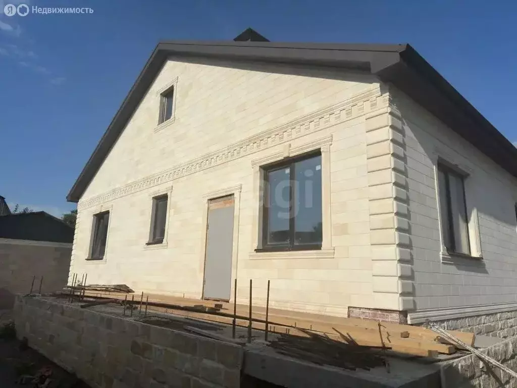 Дом в Пятигорск, улица Пальмиро Тольятти (140 м) - Фото 1