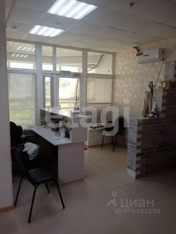 Помещение свободного назначения в Брянская область, Клинцы ул. ... - Фото 2