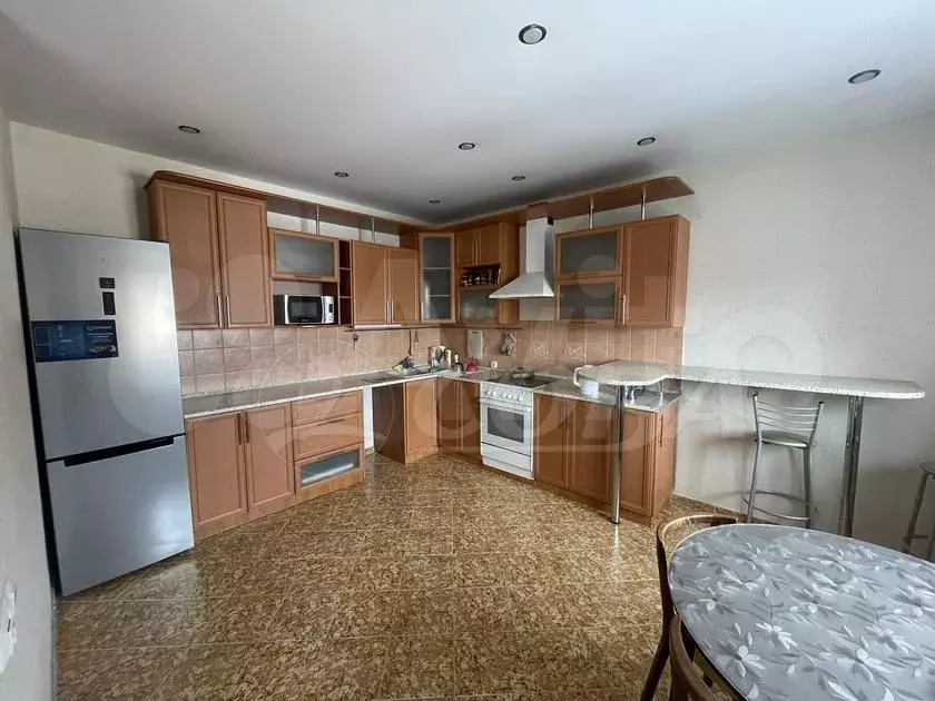 2-к. квартира, 100 м, 8/10 эт. - Фото 1