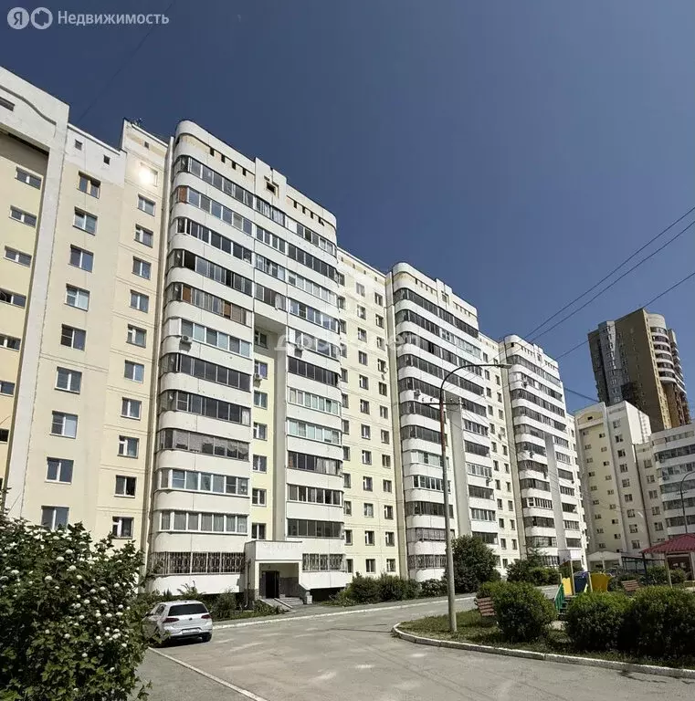 3-комнатная квартира: Екатеринбург, улица Вилонова, 6 (78.5 м) - Фото 0