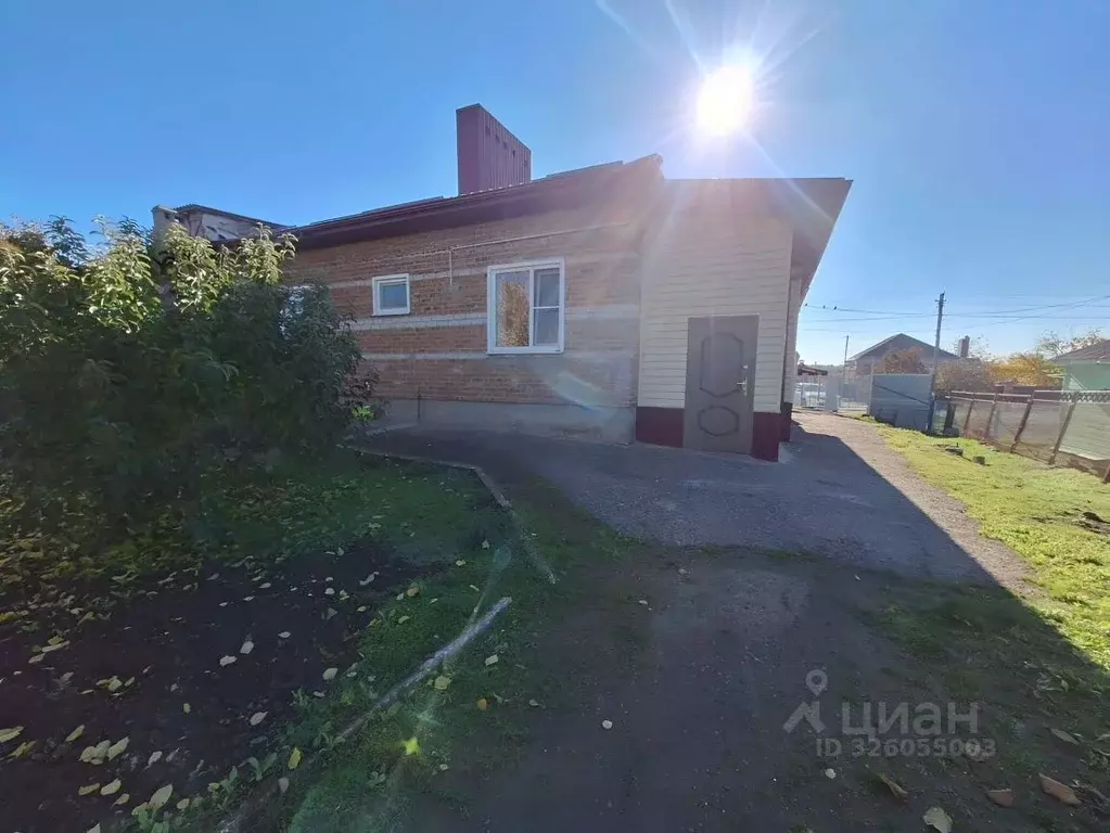 Дом в Краснодарский край, Павловская ст-ца ул. Заречная, 207 (69 м) - Фото 1