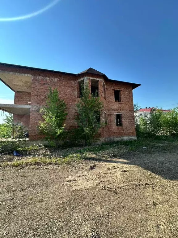 Дом 234,6 м на участке 13,4 сот. - Фото 1