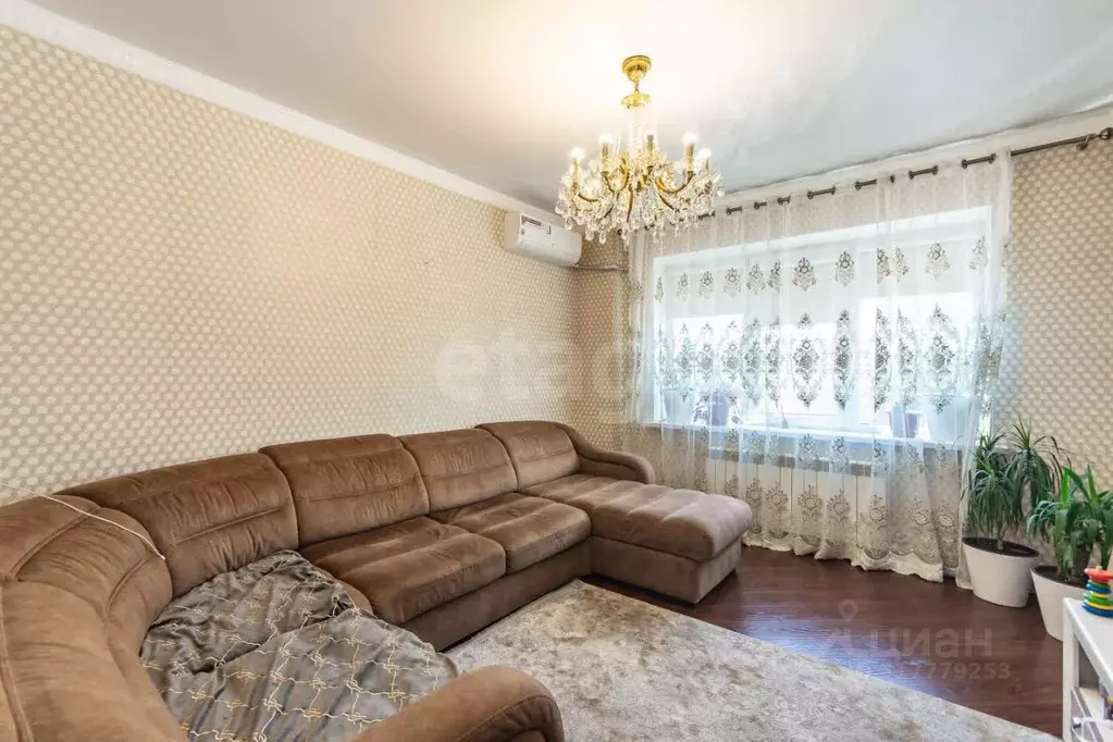2-к кв. Ростовская область, Ростов-на-Дону ул. Нансена, 93с1 (58.0 м) - Фото 0