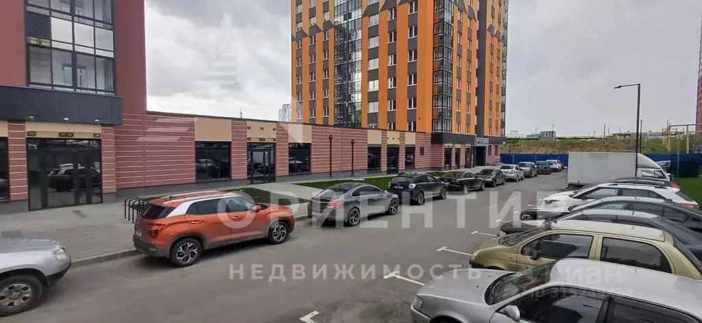 Помещение свободного назначения в Свердловская область, Екатеринбург ... - Фото 0