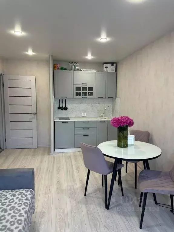 2-к кв. Кировская область, Киров ул. Энтузиастов, 1 (38.5 м) - Фото 1
