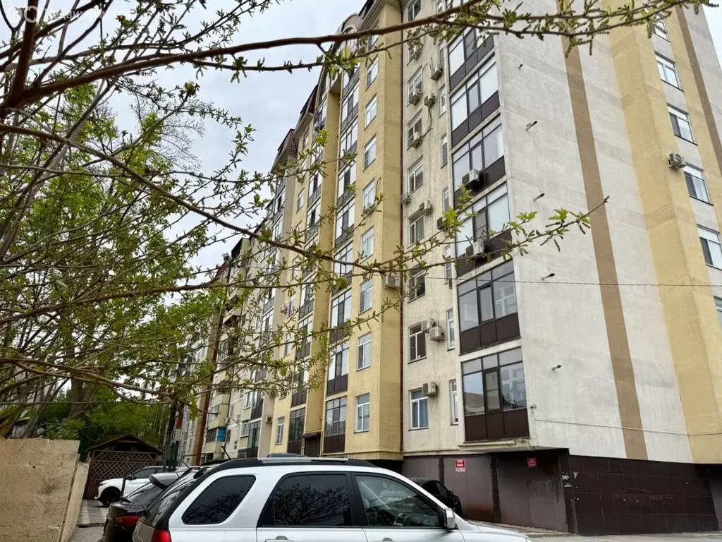 1-комнатная квартира: Махачкала, улица Генерала Омарова, 23 (52 м) - Фото 1